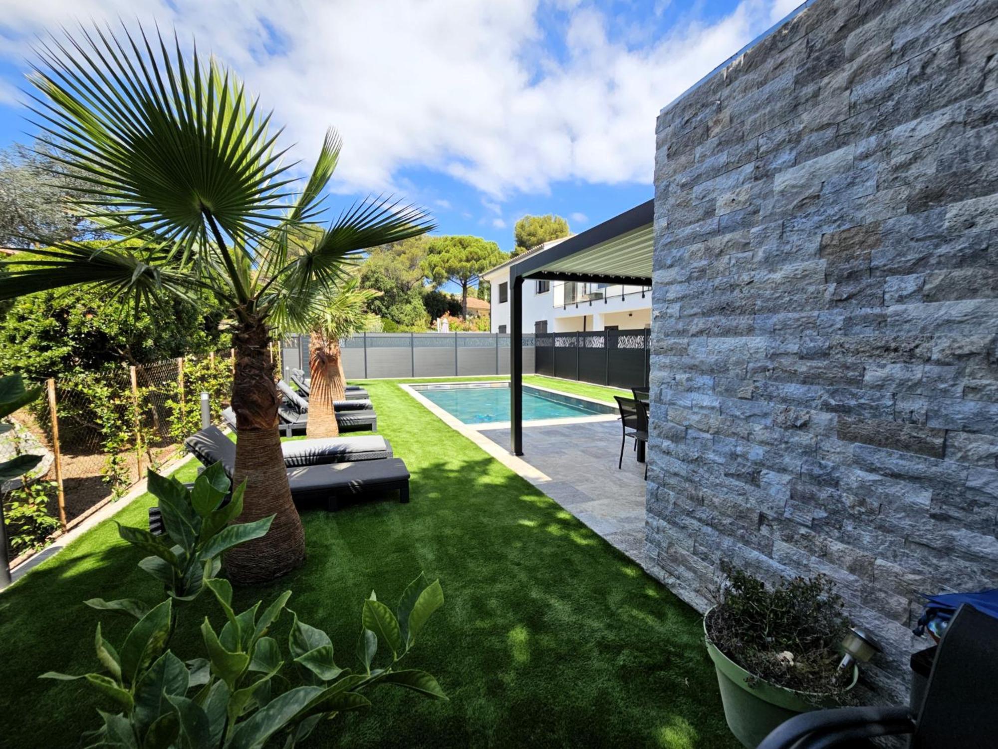 Etoile Du Berger Saint Aygulf 3 Villas Et 4 Appartements Jardin Individuel Et Piscine Chauffee En Saison - La Mer Et Les Plages 450 M Dış mekan fotoğraf