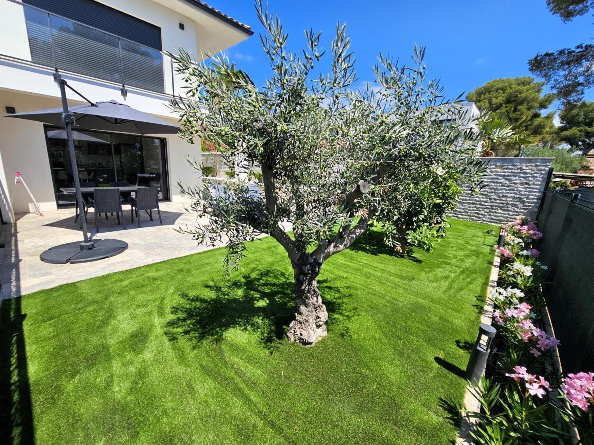 Etoile Du Berger Saint Aygulf 3 Villas Et 4 Appartements Jardin Individuel Et Piscine Chauffee En Saison - La Mer Et Les Plages 450 M Dış mekan fotoğraf