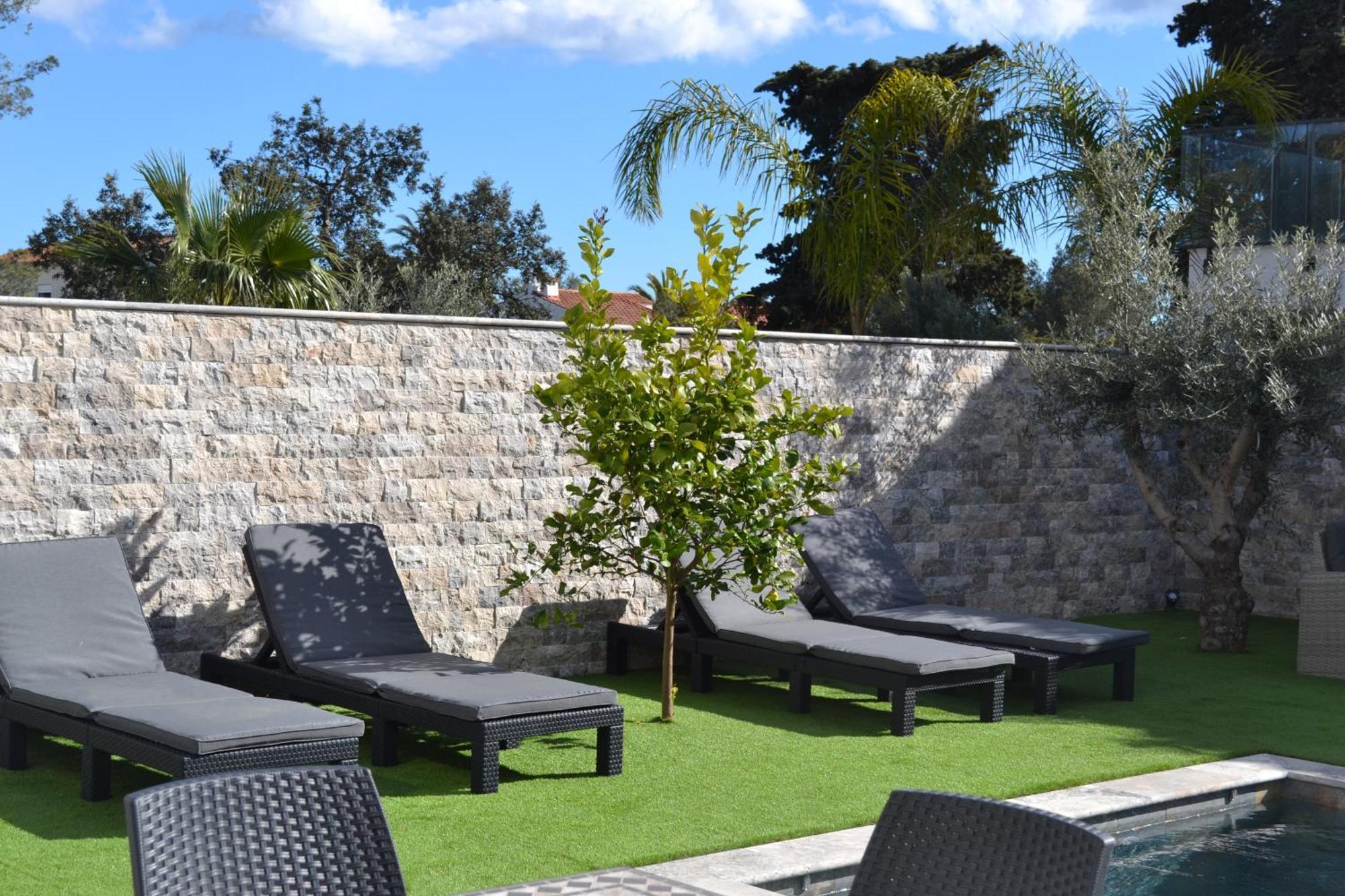 Etoile Du Berger Saint Aygulf 3 Villas Et 4 Appartements Jardin Individuel Et Piscine Chauffee En Saison - La Mer Et Les Plages 450 M Dış mekan fotoğraf